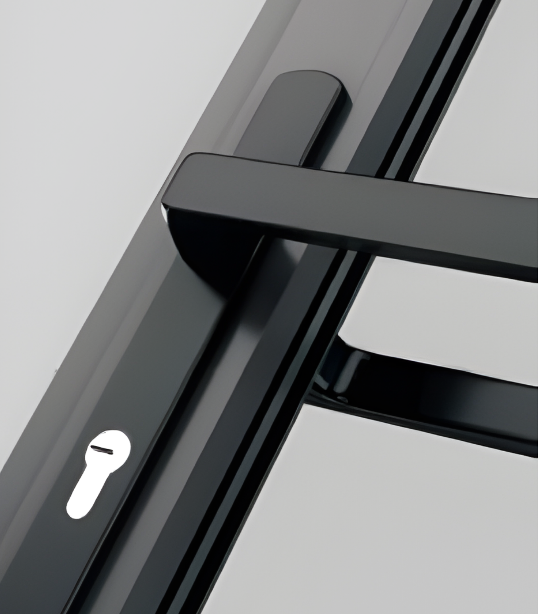 VLX 100 Swing / Entry Door in Pinecrest, FL | Sightline Windows & Doors Pinecrest - detail 3